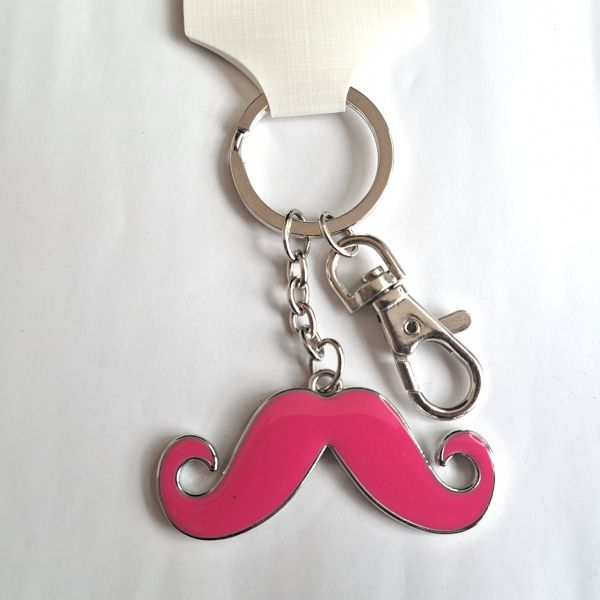 Llavero de bigoton