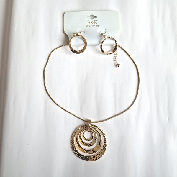 Juego de aros collar y arete 