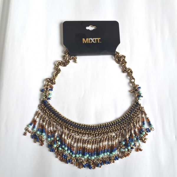 Collar de moztacilla