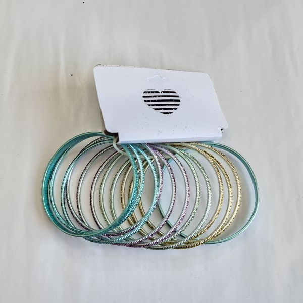 Set de pulseras escarchado 
