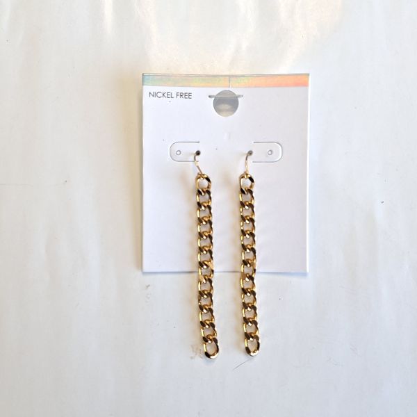Aretes cadena dorada colgante 