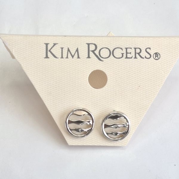 Aretes  plateados circulares 