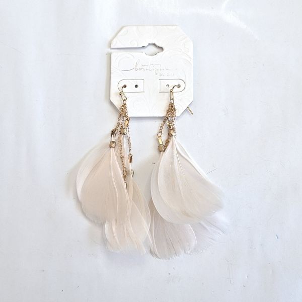 Aretes de pluma