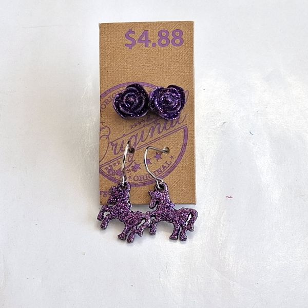 Conjunto de aretes rosas y ponnys para madre e hija