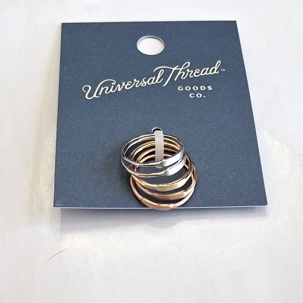 Set de anillos plateados dorados y bronce  (talla 6)